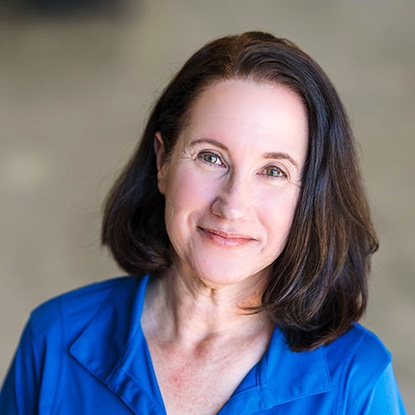 Lori  Mewherter Photo